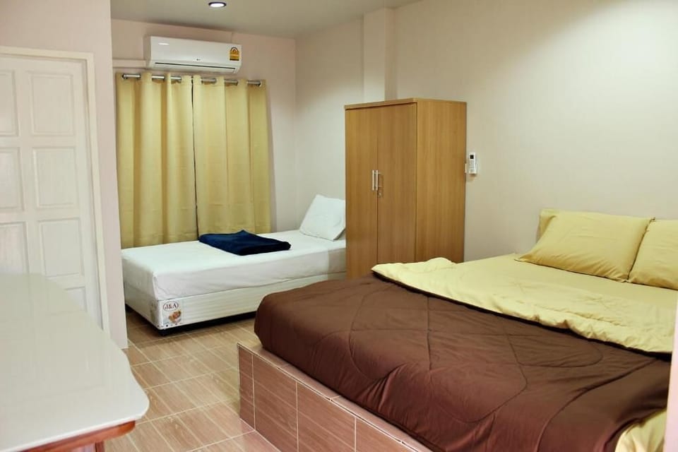 Standard Triple Room | Rollaway beds, free WiFi, bed sheets