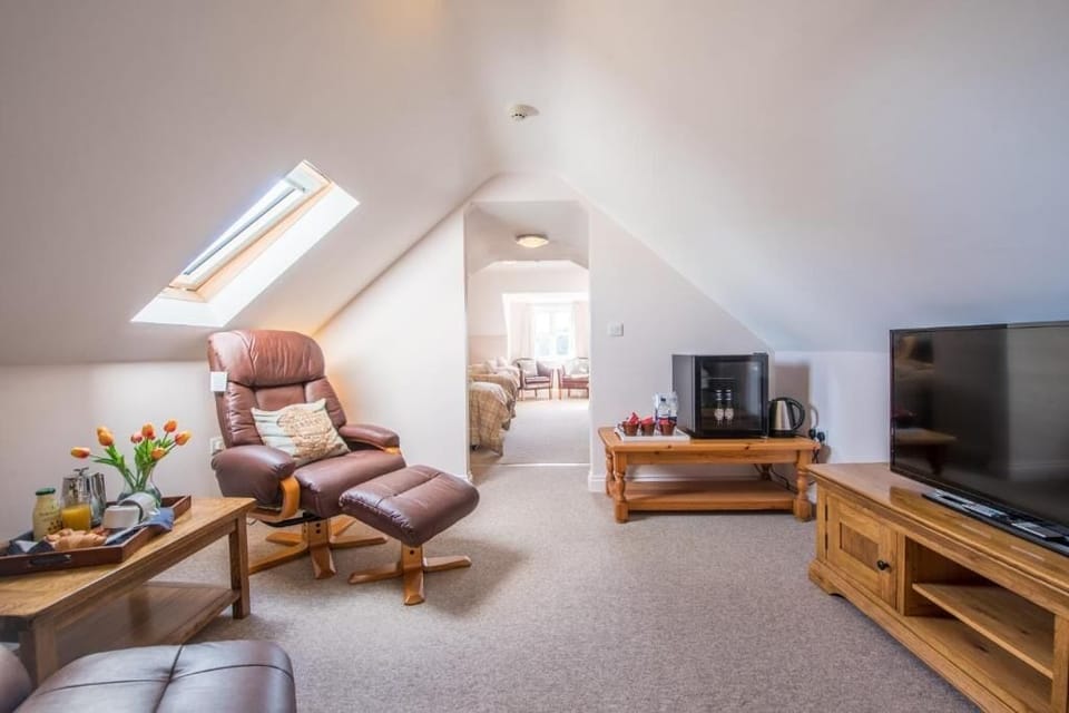 Suite | Living area