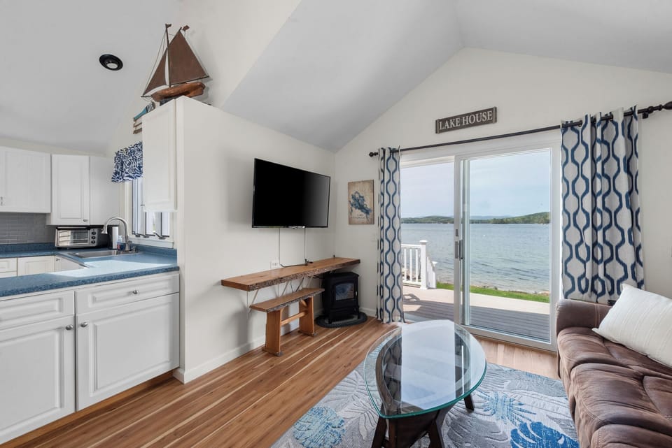 Open Living Space with Amazing Lake Views
