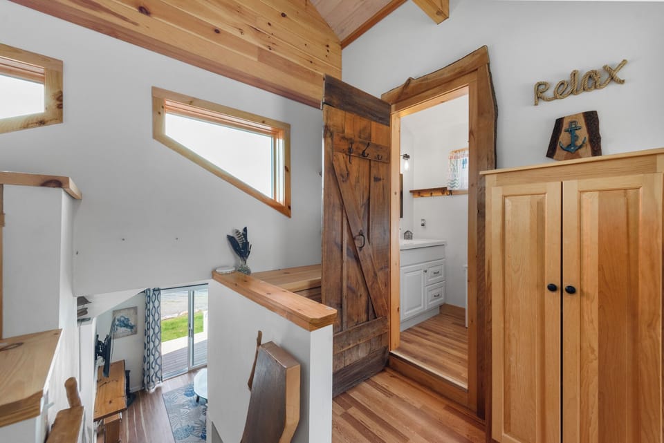 Upstairs Lofted Room, with 1/2 Bath