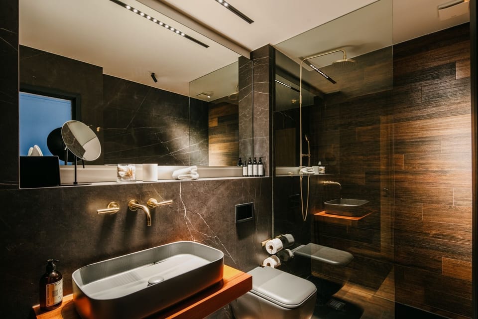 Superior Double Room, Garden View (Wild Cherry) | Bathroom | Shower, rainfall showerhead, designer toiletries, hair dryer