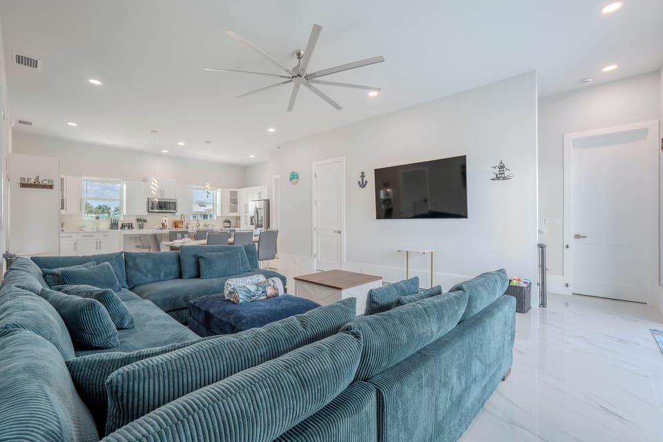 Bright Open Concept Living with Seamless Flow