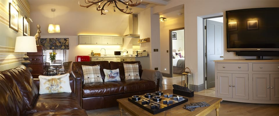 The Yew Tree Apartment | Living area | 39-inch flat-screen TV with digital channels, DVD player