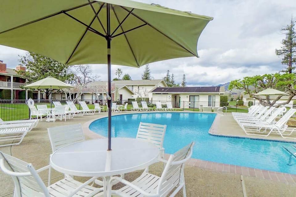 Grab a shaded table under the poolside umbrellas — your Silverado retreat makes it easy to spend a full day soaking up Napa sun.