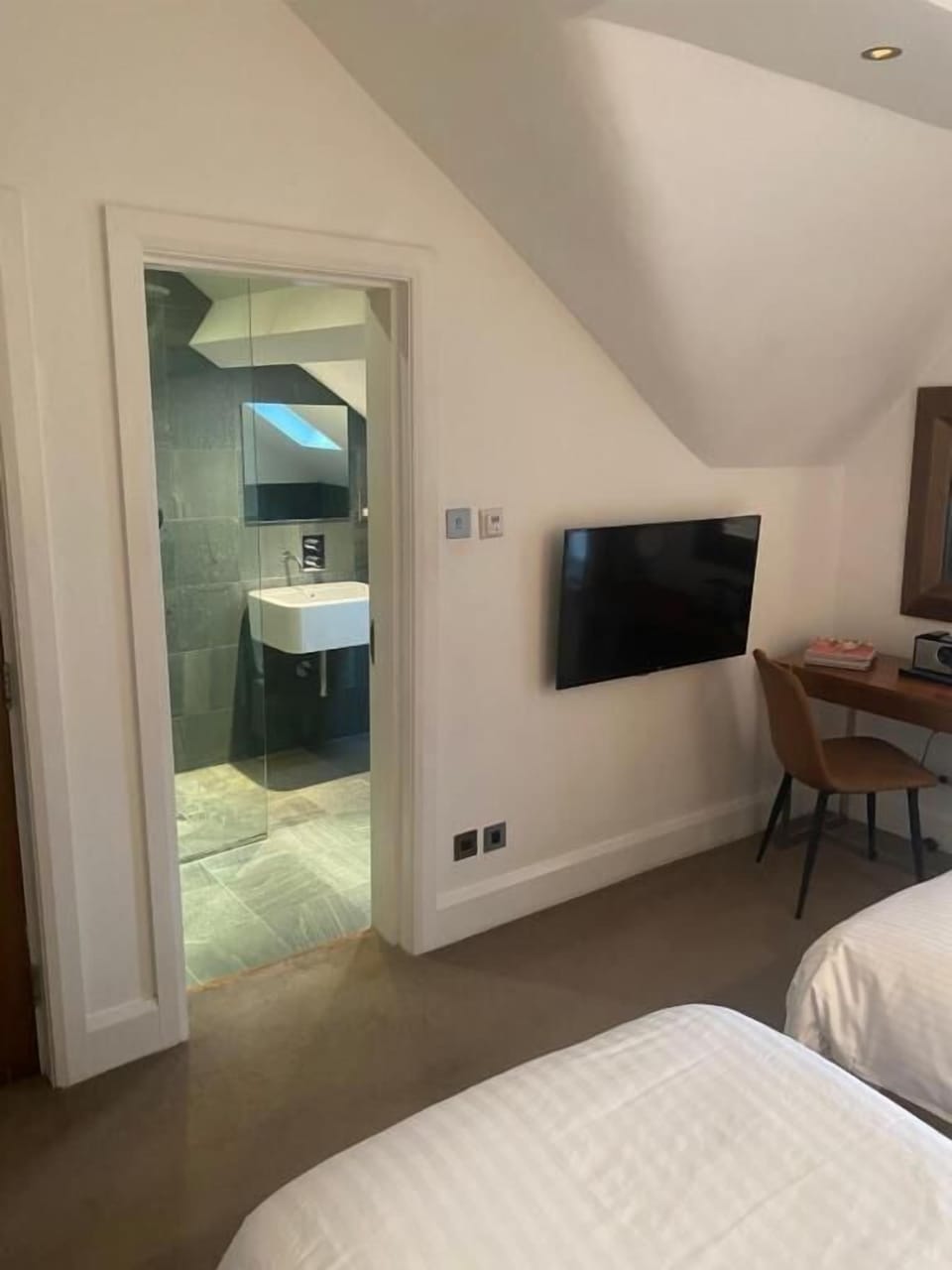 Double Room | Soundproofing, iron/ironing board, free WiFi