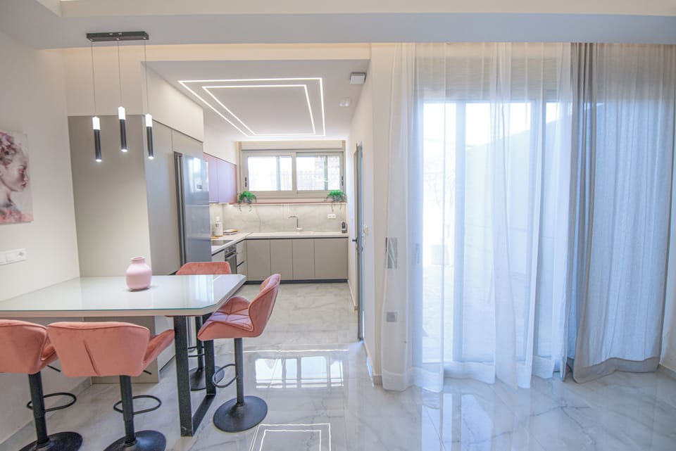 Apartment, Courtyard View | Private kitchen | Espresso maker, electric kettle