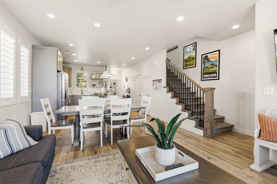 Townhome, Multiple Beds, Patio, Garden View (The Retreat) | Living area