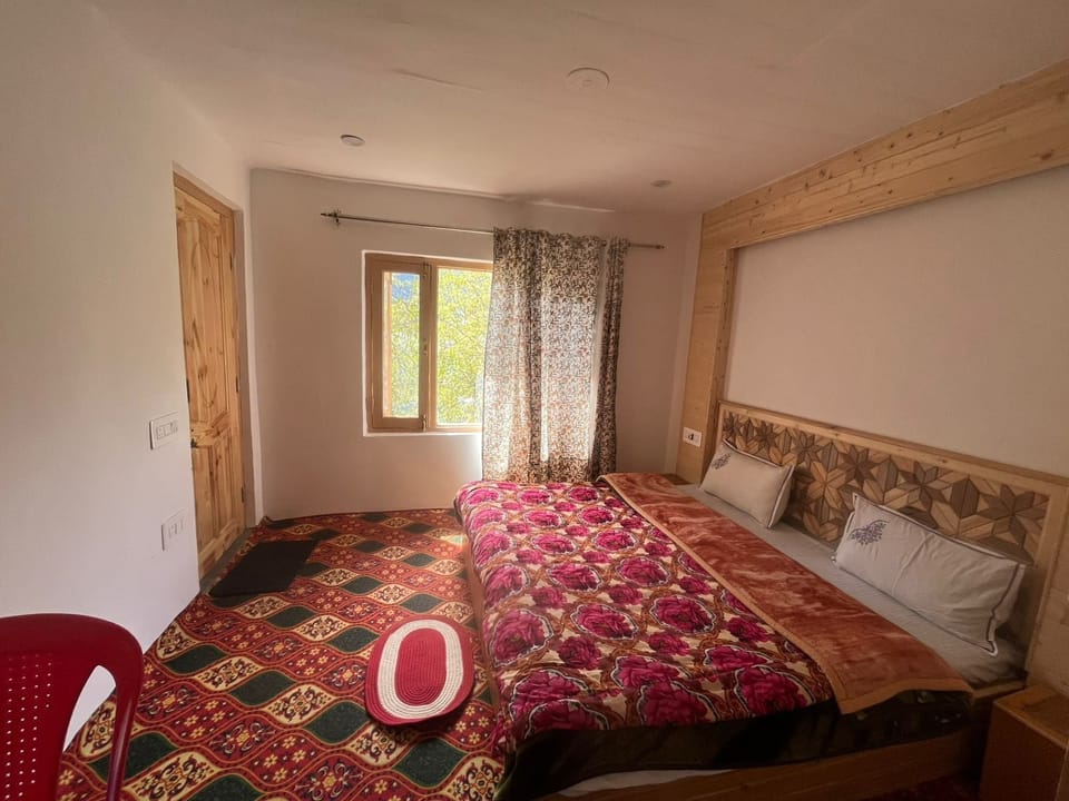 Comfort Double Room, Mountain View | WiFi (free)