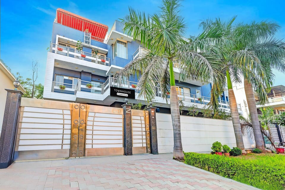 House | Exterior