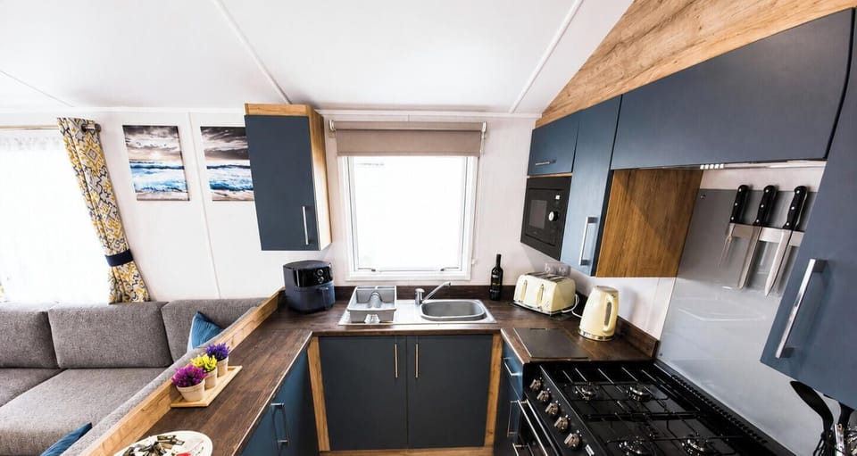 House, 3 Bedrooms, Smoking, Patio | Interior