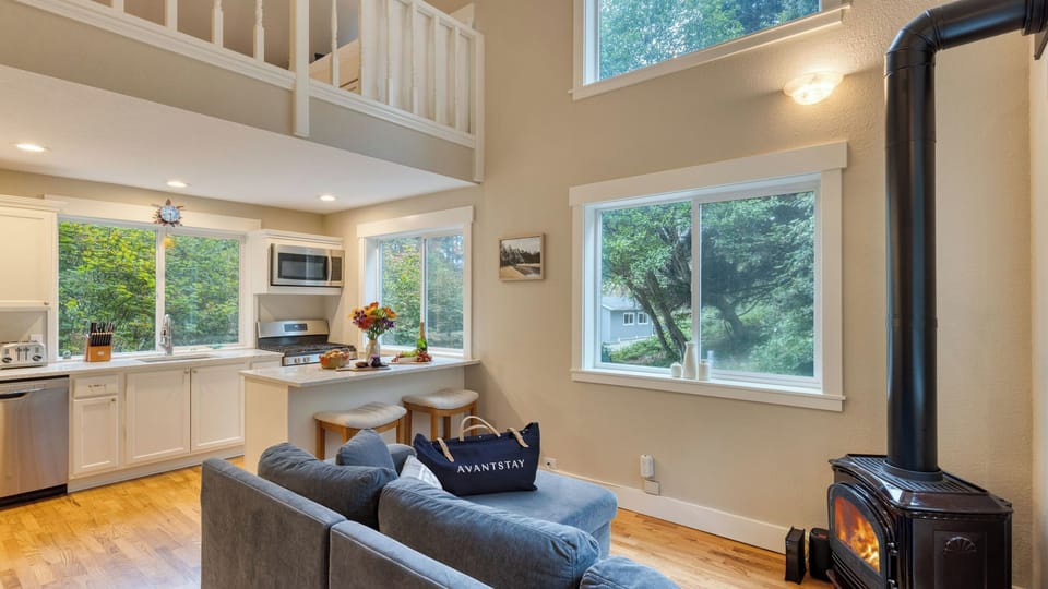 House (2 Bedrooms) | Front of property