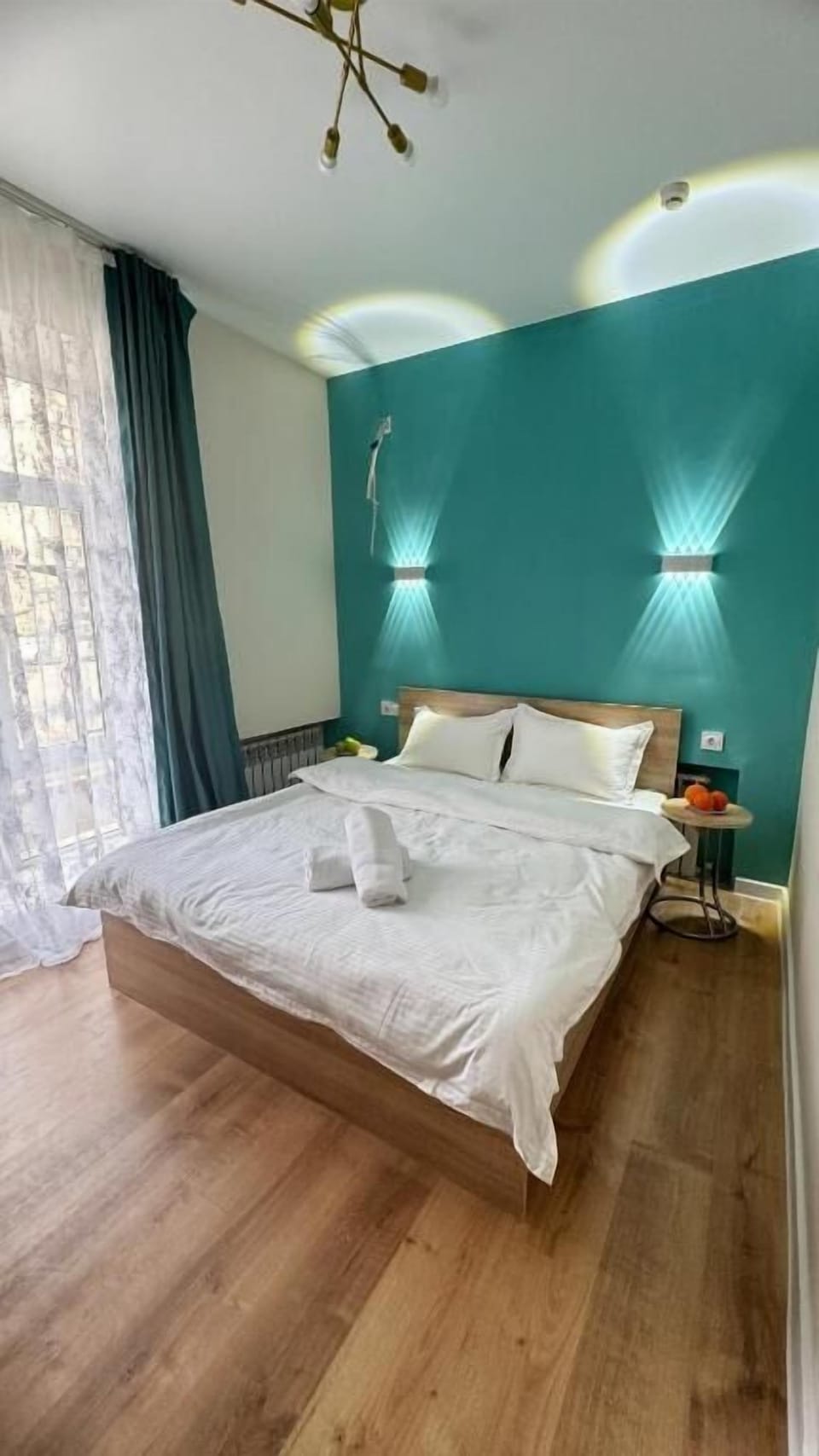 Iron/ironing board (on request), WiFi (free)