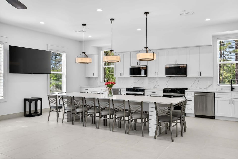 Golden Getaway - Seagrove - Dining Area