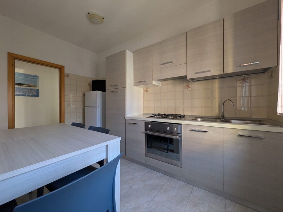 Apartment, 2 Bedrooms, Balcony, City View | Interior