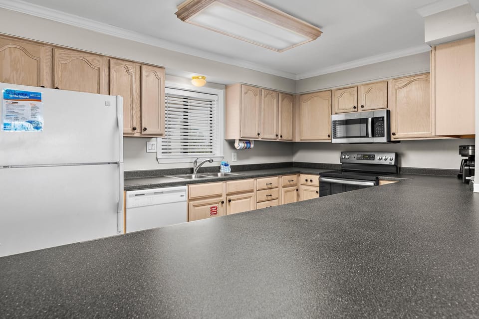 Condo, 1 King Bed with Sofa bed (Aegean 220) | Private kitchen