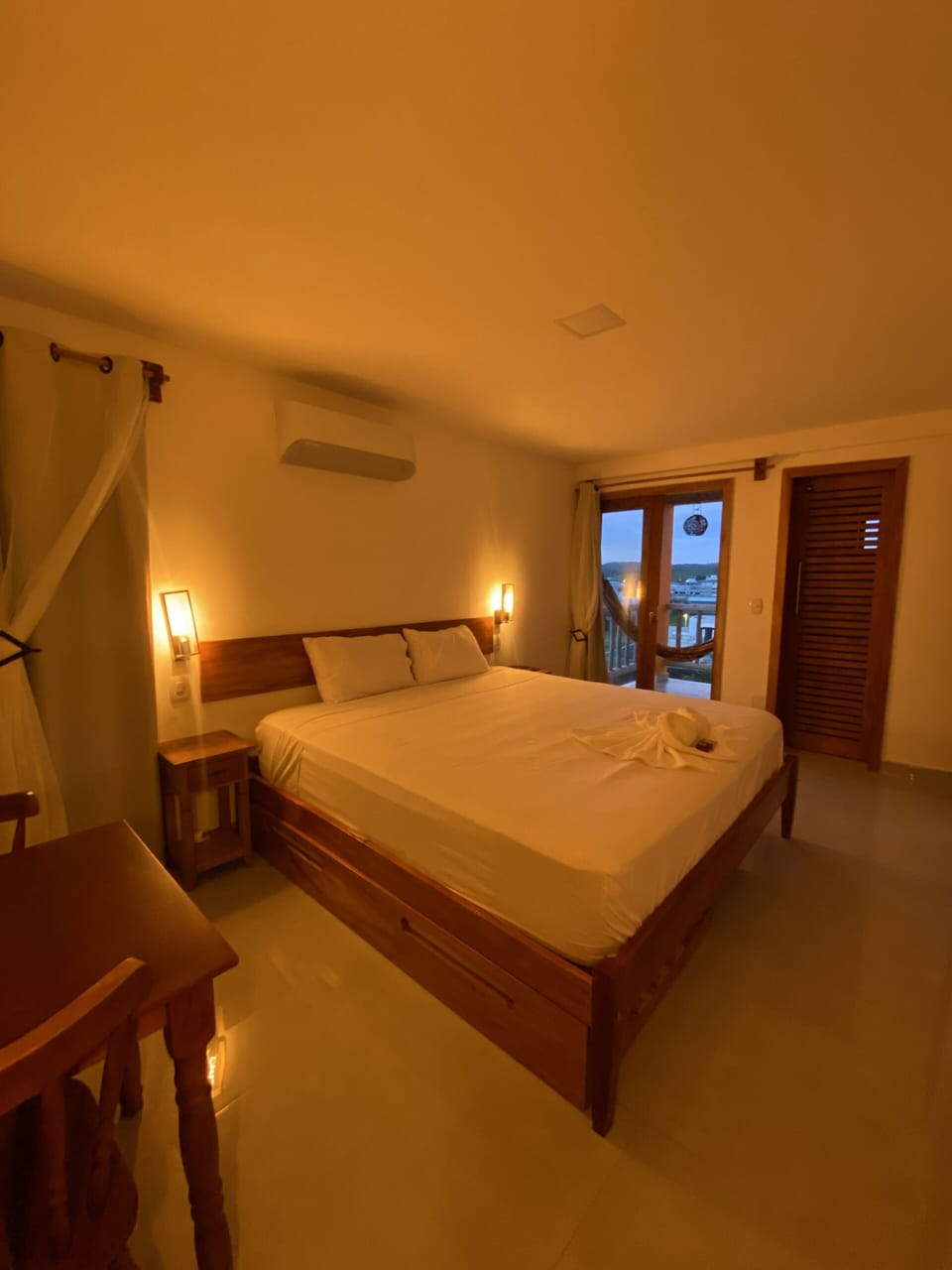 Chocolate Suite | Minibar, free WiFi, bed sheets