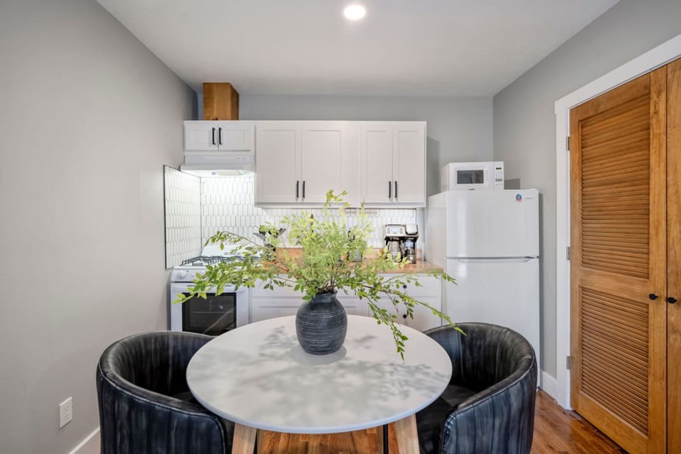 House | 1 bedroom