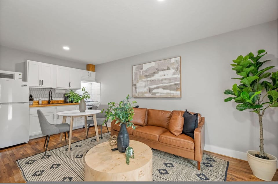 House | 1 bedroom