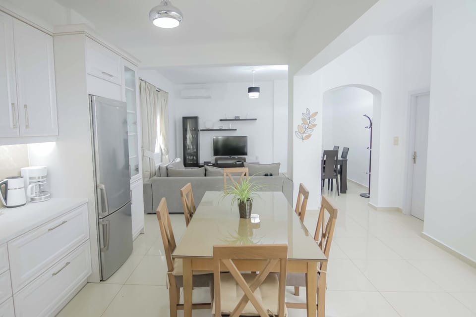 Villa, Bay View | Dining room