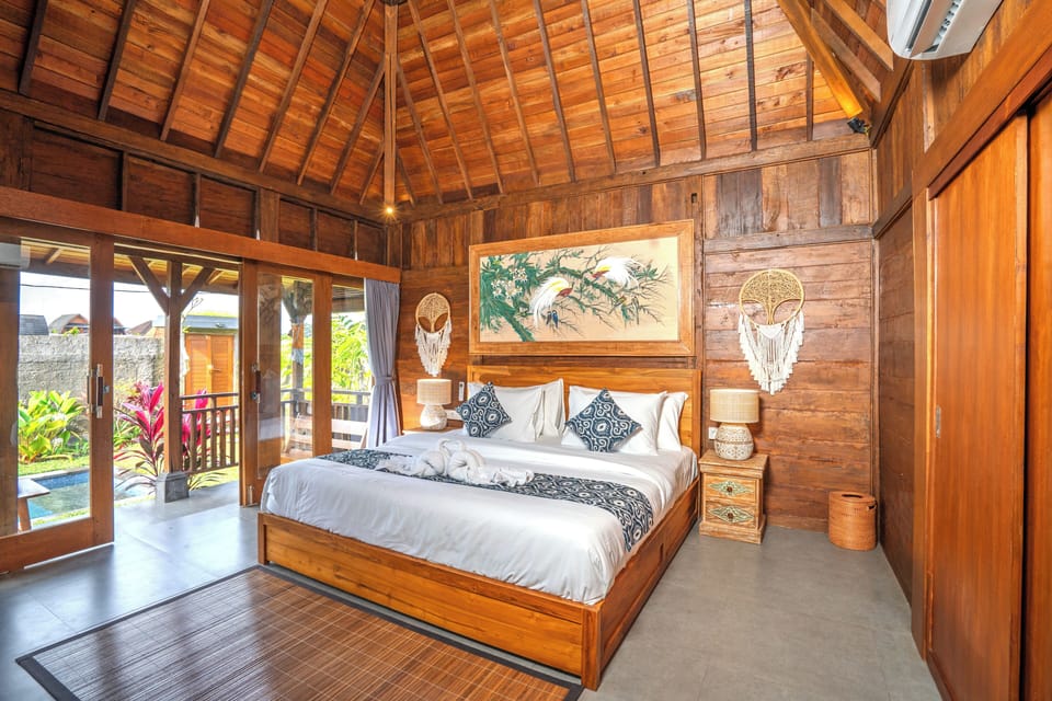 Standard Villa, Patio, Garden View | Hypo-allergenic bedding, desk, laptop workspace, free WiFi