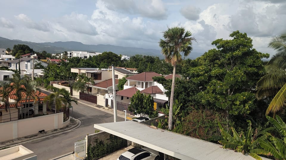 Apartment, 2 Bedrooms, Smoking, Mountain View | Exterior