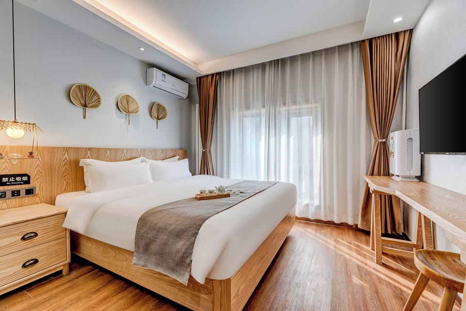 Standard Double or Twin Room | Iron/ironing board, WiFi (free)