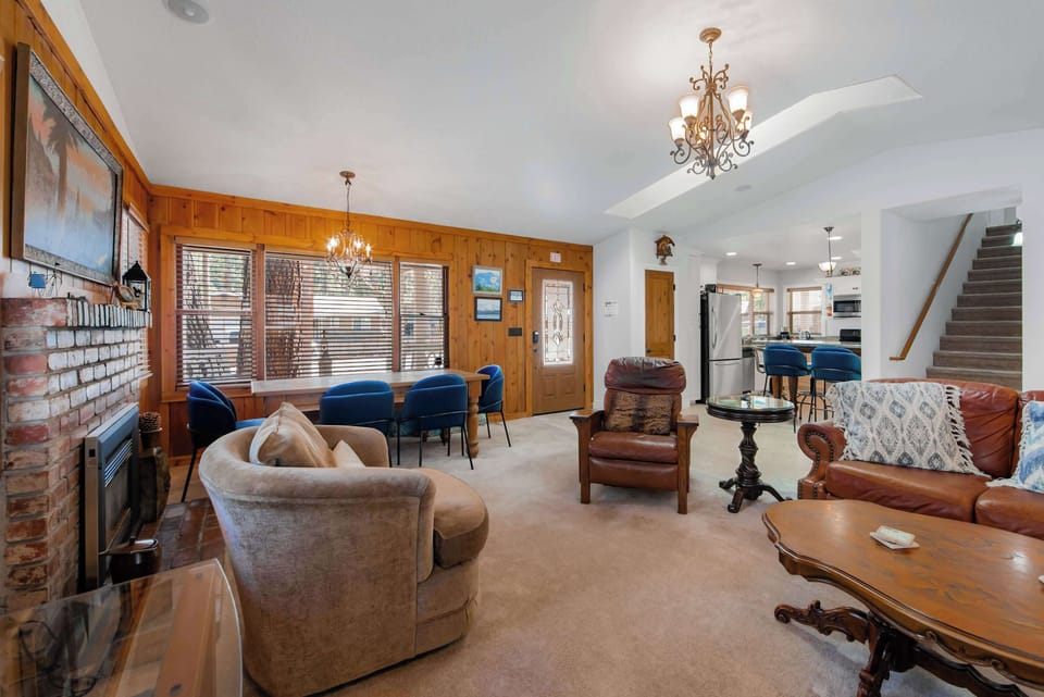 South Lake Tahoe comfort at Royal Retreat