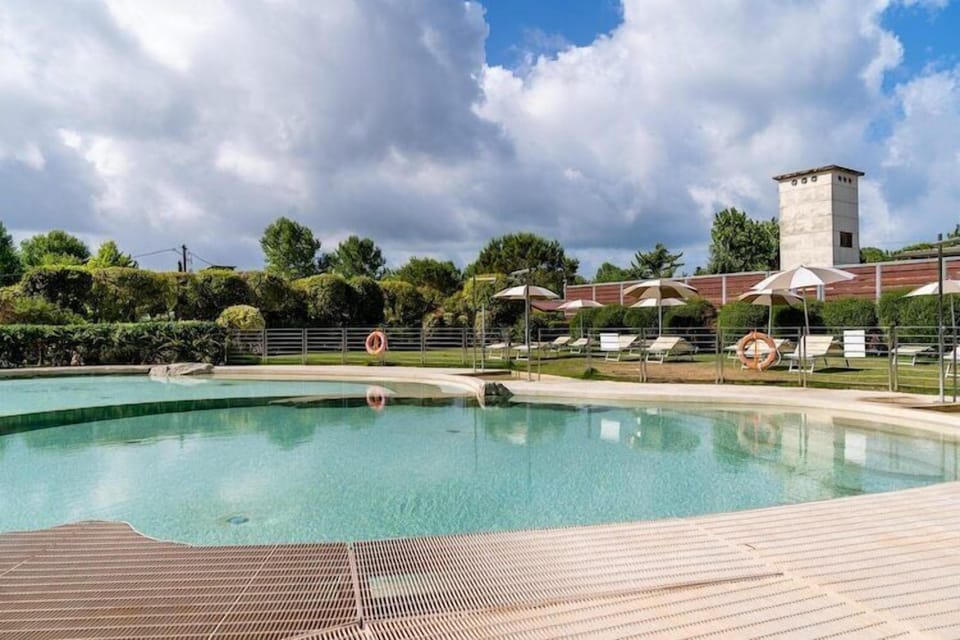 Holiday Home Swimming Pool