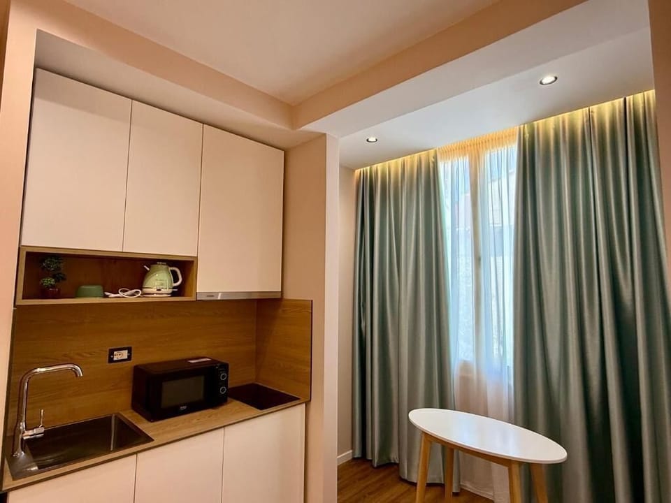 Family Double Room, City View | Private kitchen
