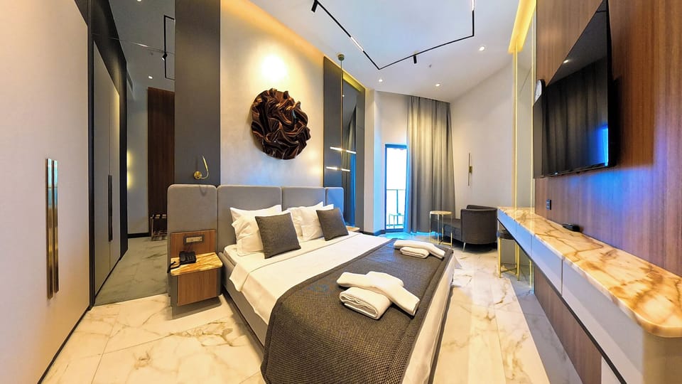 Standard Double Room, Balcony, Sea View | In-room safe, laptop workspace, iron/ironing board, free WiFi