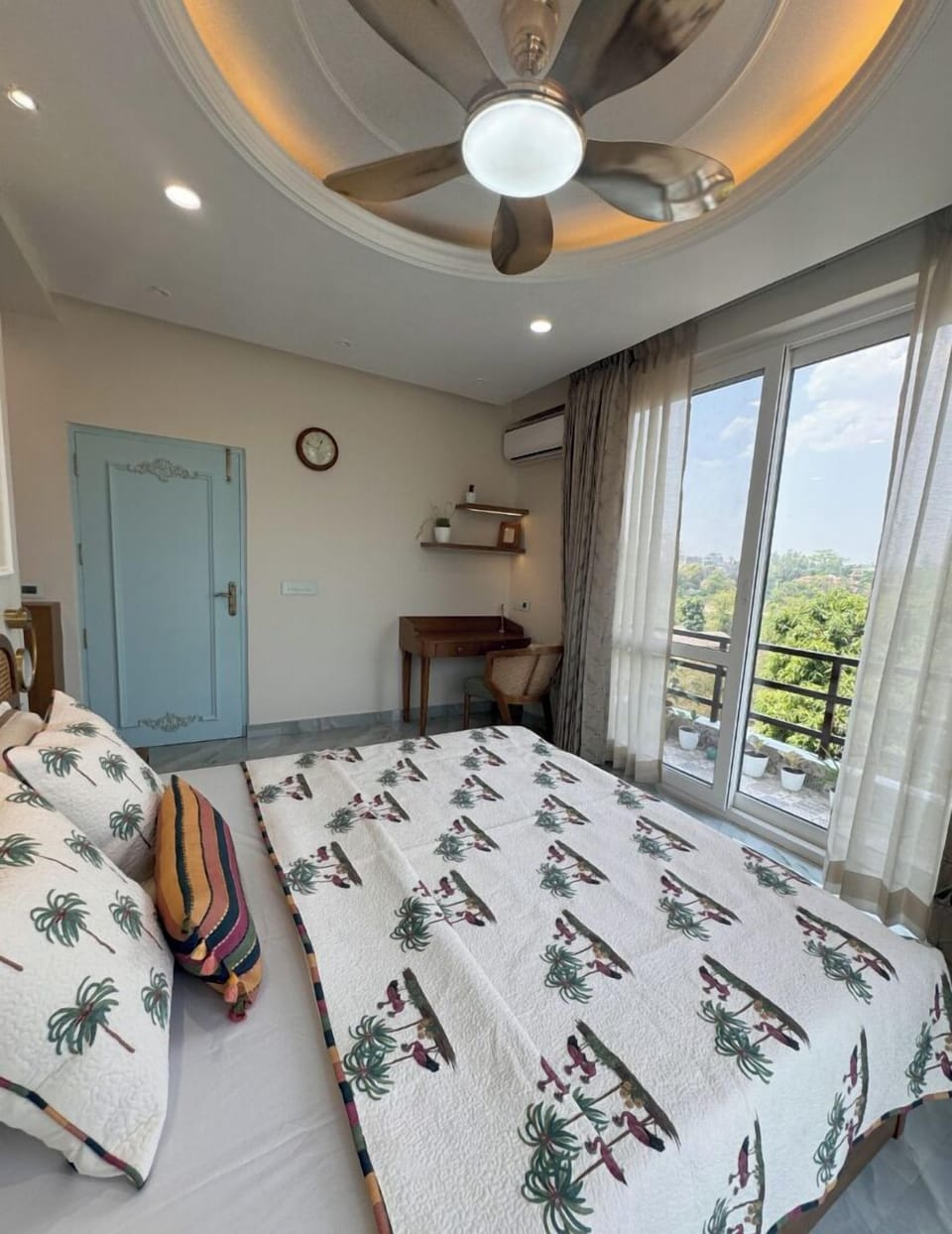 Apartment, Balcony, Mountain View | Free WiFi