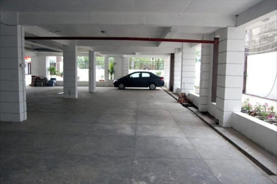 Apartment, Balcony, Mountain View | Property grounds