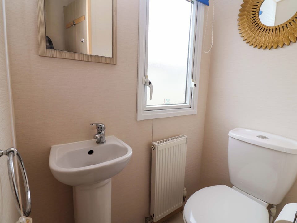 15 Cherry Tree Walk Cottage in Rhyl