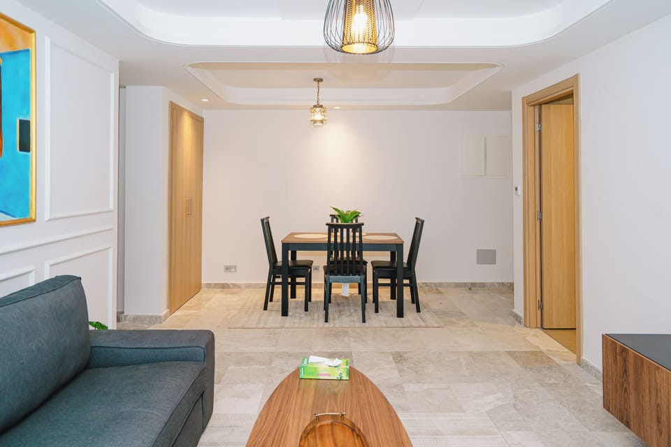 Dining area open and spacious, seamlessly connected to the living room 