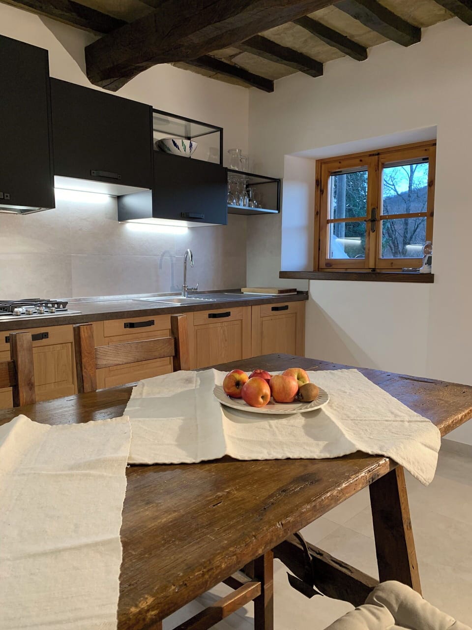 Furniture, Interior Design, Flooring, Wood, Kitchen, Countertop, Ceiling, Floor, Home, Cabinetry