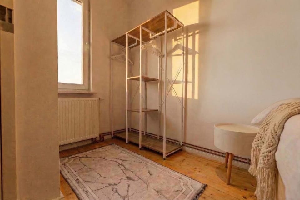 Kleiderschrank