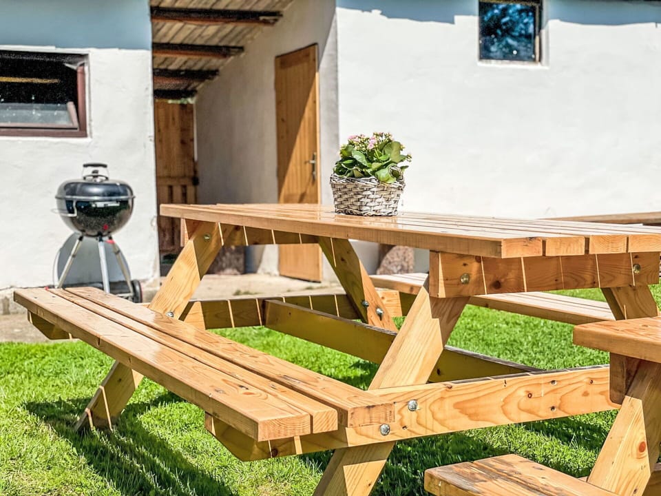 Wood, House, Cottage, Home, Swimming Pool, Porch, Door, Resort, Shade, Estate