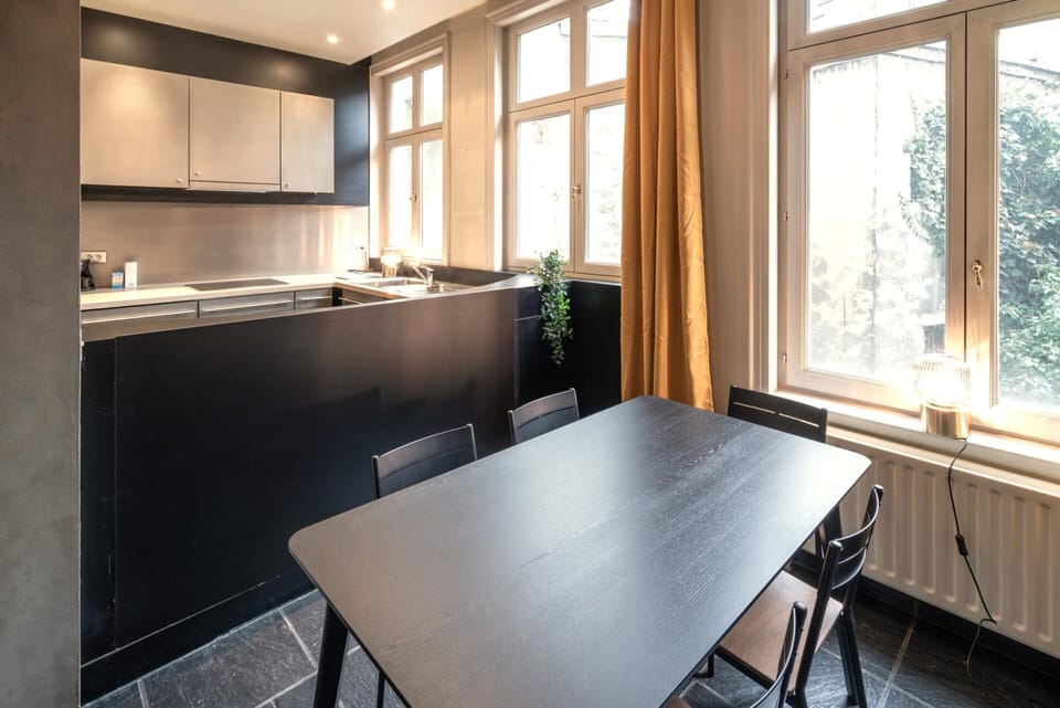 Apartment | Dining