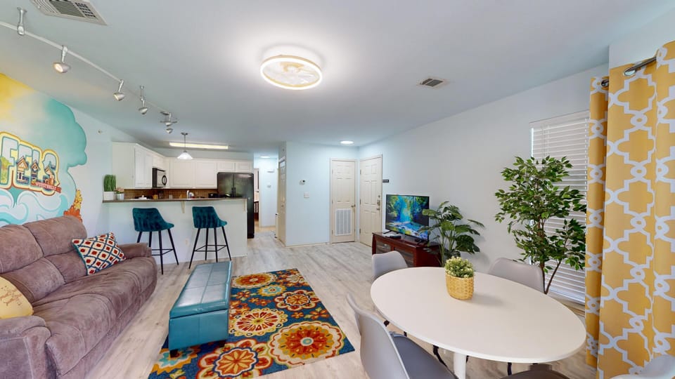 Living & Dining Area