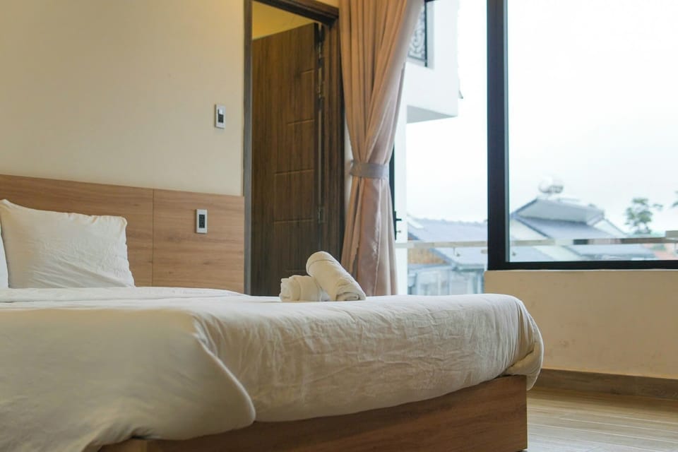 Basic Double Room Single Use, Balcony, City View | Desk, laptop workspace, free WiFi