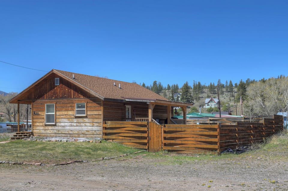Welcome to our cabin on the creek!