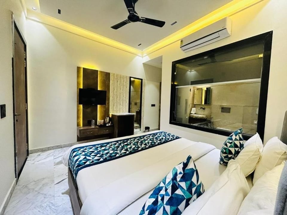 Deluxe Double Room | Desk, WiFi (free)