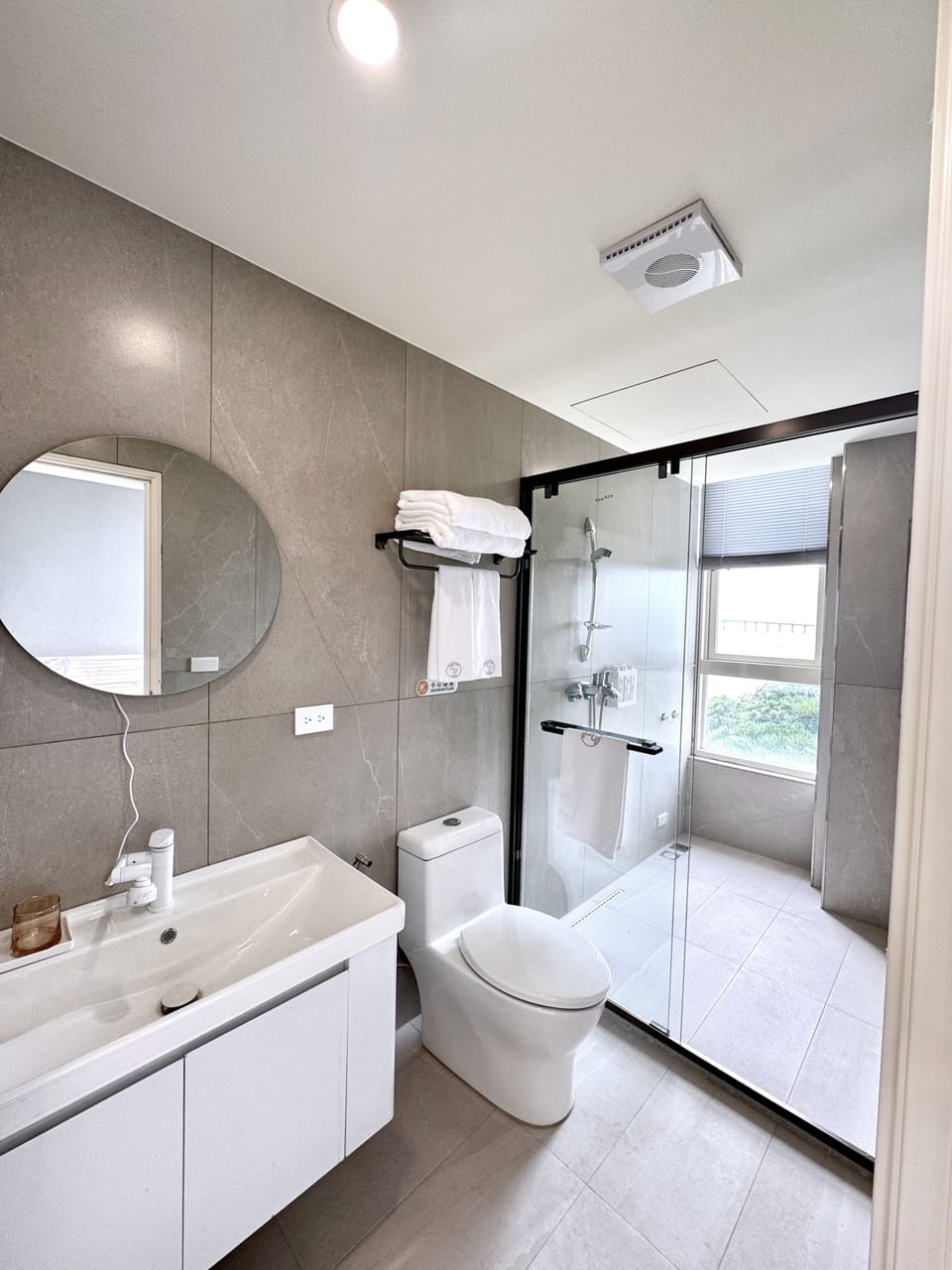 Family Quadruple Room, Balcony, Bay View | Bathroom | Shower, hair dryer, towels, soap
