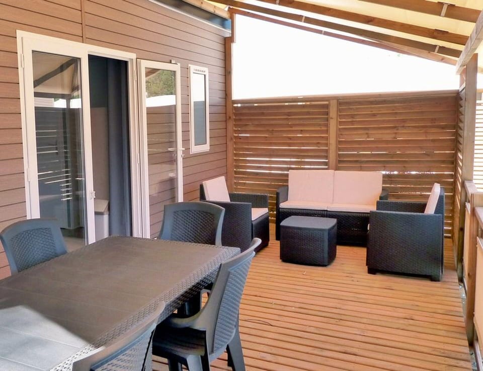 Mobile Home | Balcony