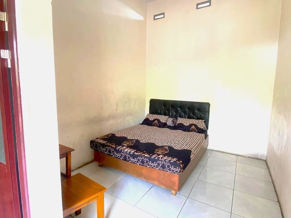Standard Double Room | Bed sheets