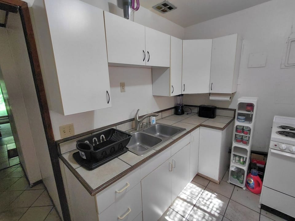 Entire unit, including floors, will be professionally cleaned before move-in.