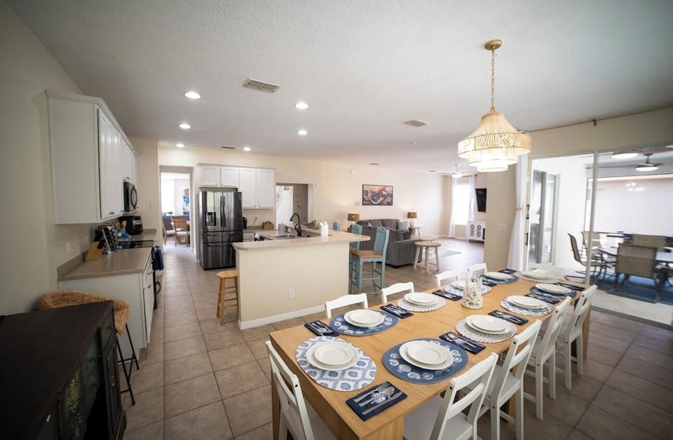 Roomy for bridal showers, girls trips, bachelor getaways or family gatherings.
