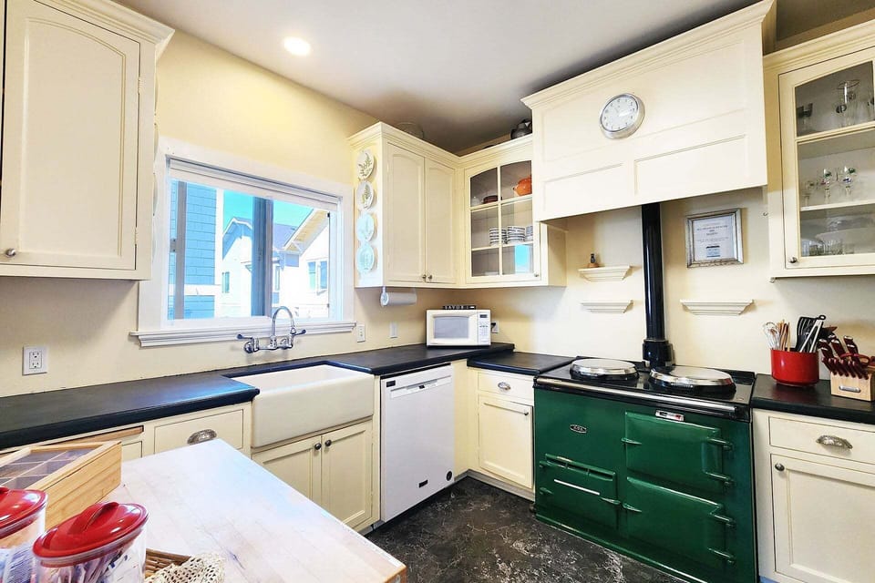 The Victorian-era theme continues in this warm and inviting kitchen