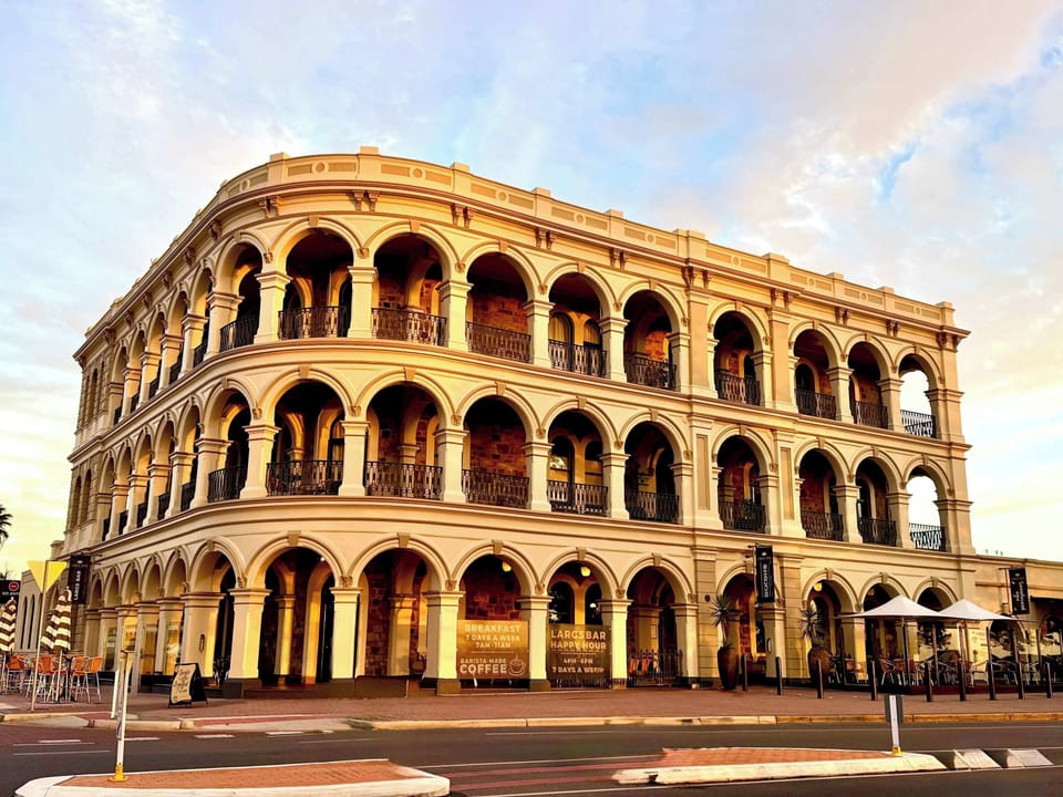 Palais Hotel with restaurant, bar and entertainment just seven minutes drive.