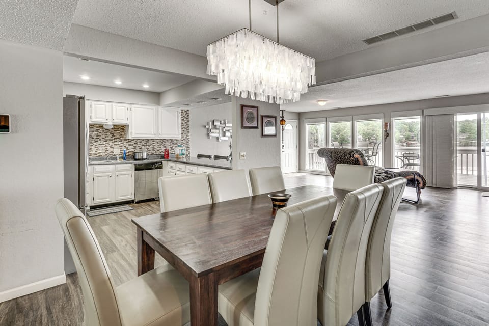 Dining Area & Kitchen | Lower Level
